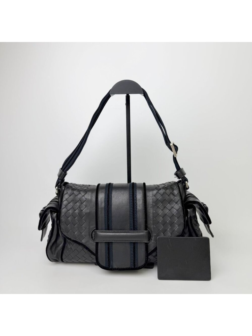 Bottega Veneta Intrecciato Multi Pocket Shoulder Bag Leather Black Vintage